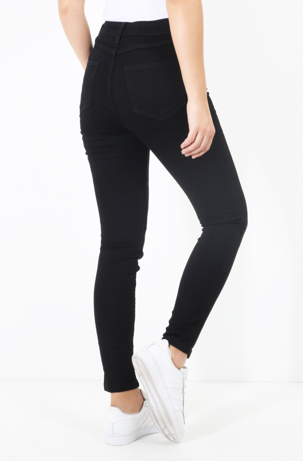 WOMEN DENIM SKINNY FIT JEANS - SATTARI GARMENTS WOMEN DENIM SKINNY FIT JEANS - SATTARI GARMENTS